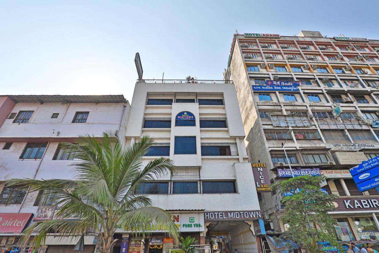 Hotel Midtown Surat Luaran gambar